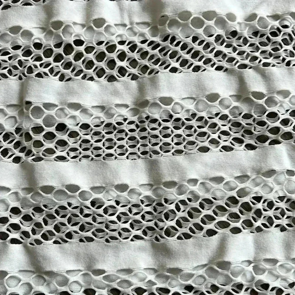 MOON Splash | White fish net bathing cover - Picture 3 of 7